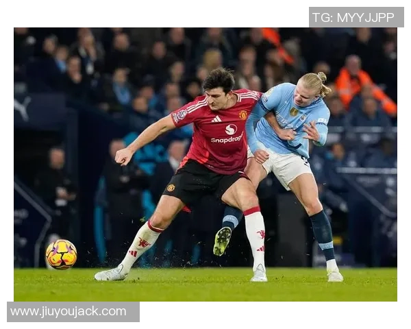 阿森纳主场失利遭热刺逆转曼联与埃弗顿战平再添波折